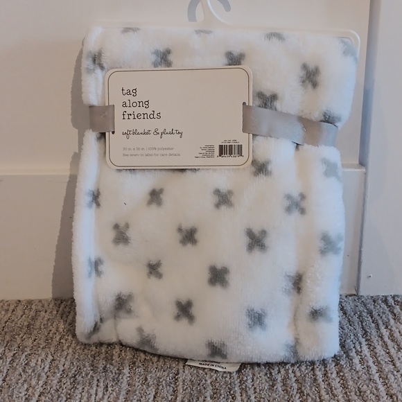Soft Baby Blanket & Toy - Picture 2 of 2